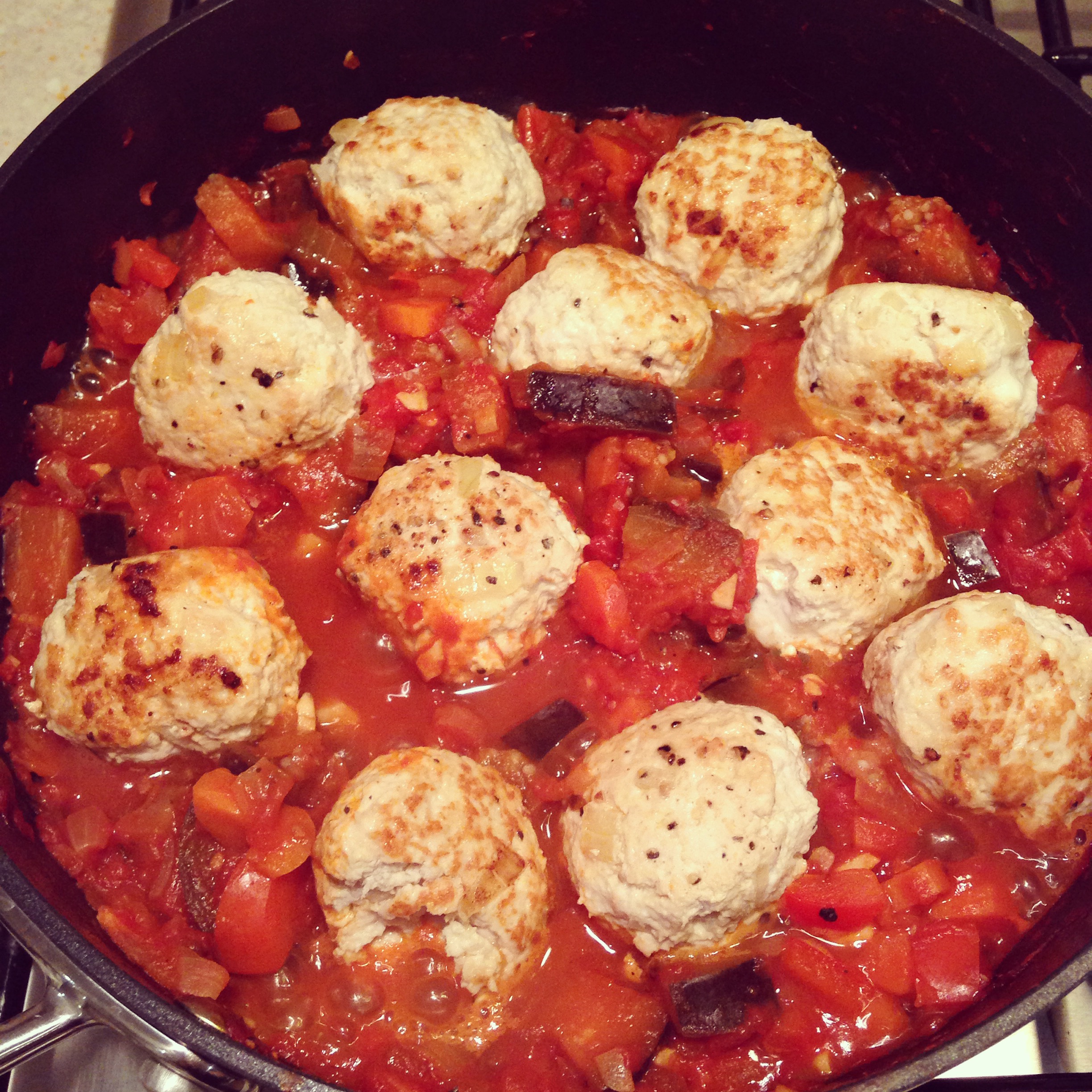 Turkey Meatballs In Tomato Sauce Healthy Eating Recipes Eatwise 6882